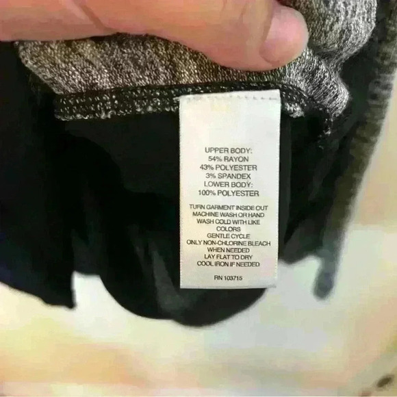 Valerie Stephens Back Crew Neck Lightweight Sweater with Back Tie Detail and Und - Picture 6 of 6